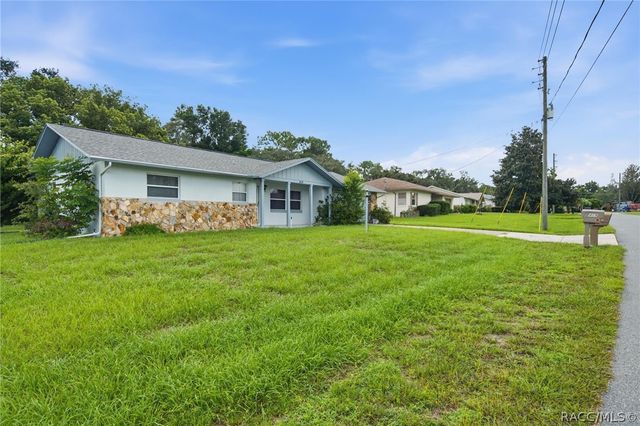 416 W Buttonbush Drive, Beverly Hills, FL 34465