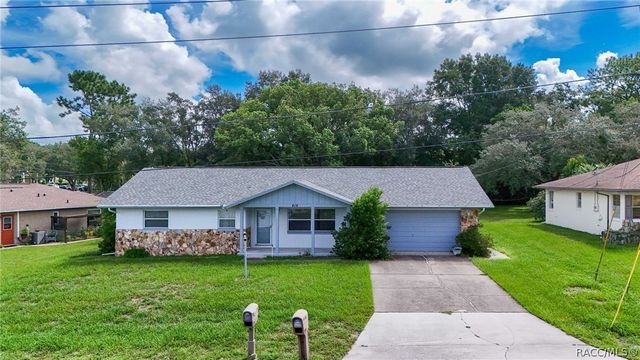 416 W Buttonbush Drive, Beverly Hills, FL 34465