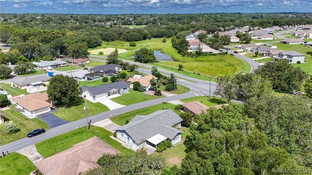 416 W Buttonbush Drive, Beverly Hills, FL 34465