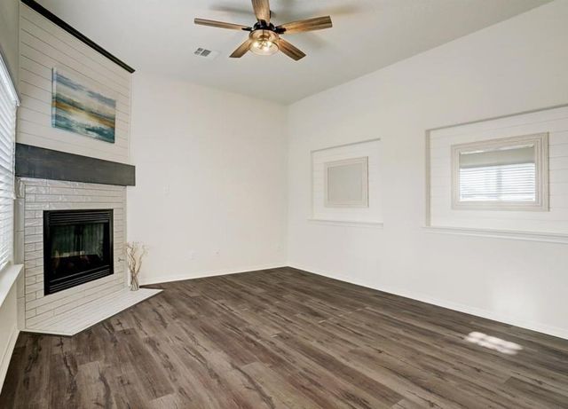 277 Capetown, Conroe, TX 77356