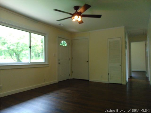 1202 Esplano Drive, Madison, IN 47250
