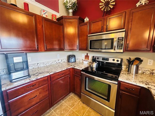 7034 Brooks Farm Drive, House Springs, MO 63051