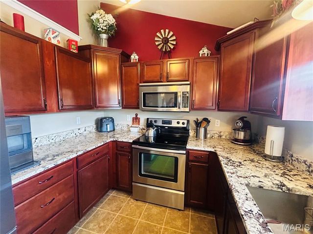 7034 Brooks Farm Drive, House Springs, MO 63051