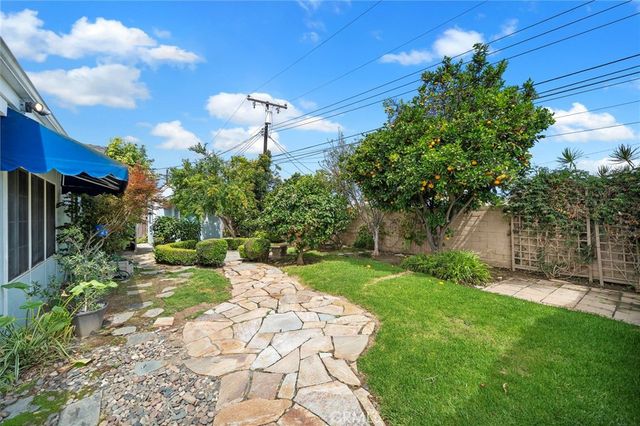 9591 Tarpon Drive, Huntington Beach, CA 92646