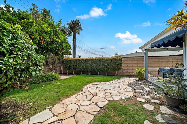 9591 Tarpon Drive, Huntington Beach, CA 92646