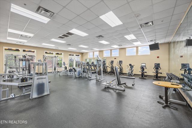 100 Forestberry St, Oak Ridge, TN 37830