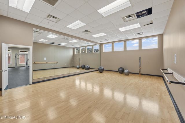 100 Forestberry St, Oak Ridge, TN 37830