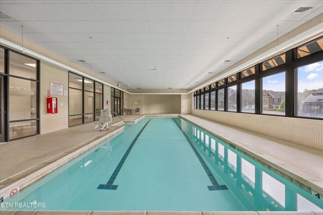 100 Forestberry St, Oak Ridge, TN 37830