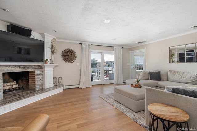 280 Bay Drive, Massapequa, NY 11758