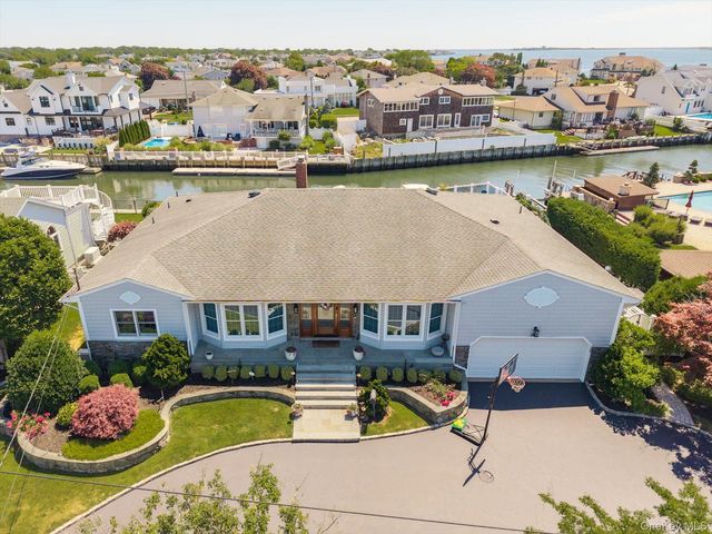 280 Bay Drive, Massapequa, NY 11758
