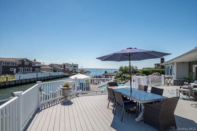 280 Bay Drive, Massapequa, NY 11758