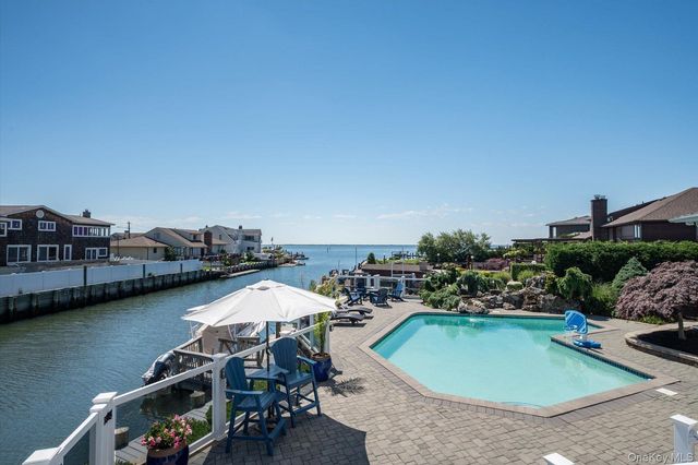 280 Bay Drive, Massapequa, NY 11758