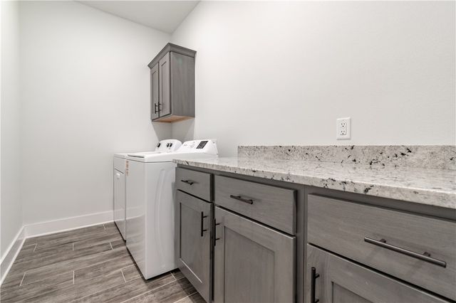 115 W Pitts Street, Farmington, AR 72730