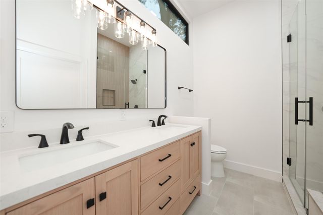 203 S Pathfinders Circle, The Woodlands, TX 77381