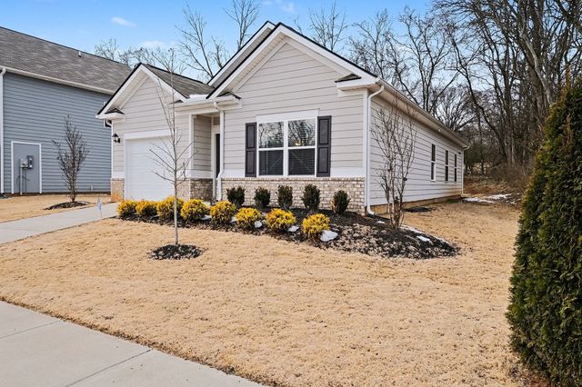 510 Hutton Dr, Columbia, TN 38401