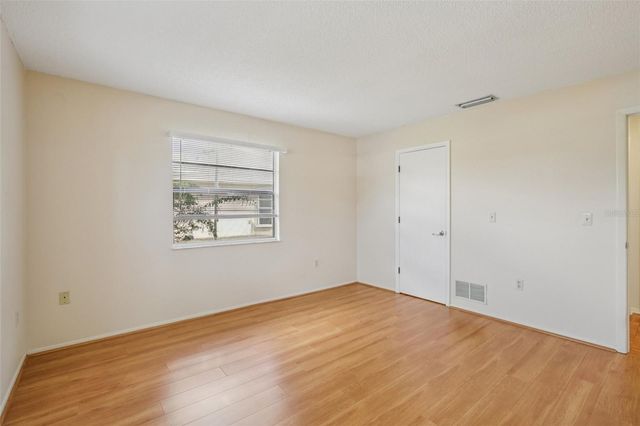 1413 STRADA D ARGENTO, Venice, FL 34292