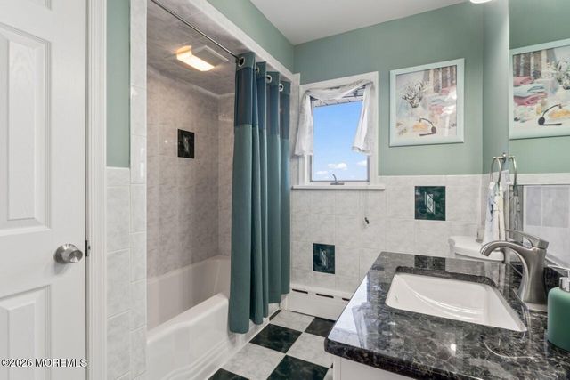 151 Riverside Drive N, Brick, NJ 08724