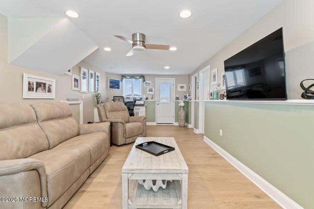 151 Riverside Drive N, Brick, NJ 08724