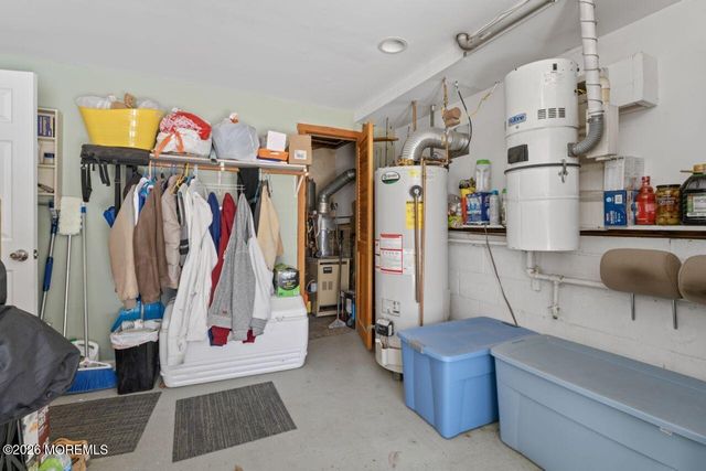 151 Riverside Drive N, Brick, NJ 08724