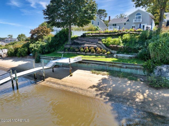 151 Riverside Drive N, Brick, NJ 08724