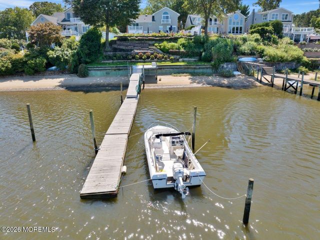 151 Riverside Drive N, Brick, NJ 08724