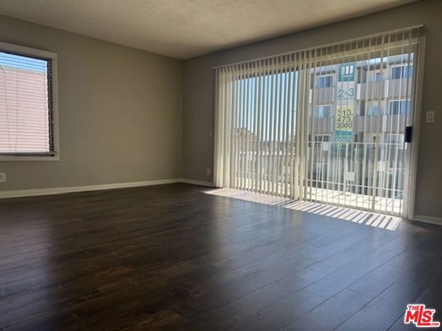 1412 Barry Avenue 1, Los Angeles, CA 90025