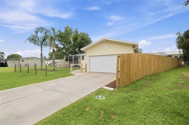 5230 LEXINGTON CIRCLE, Wildwood, FL 34785