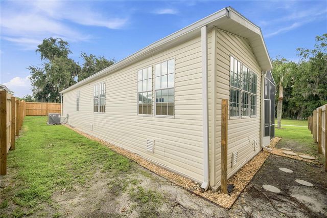 5230 LEXINGTON CIRCLE, Wildwood, FL 34785