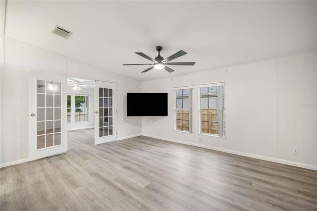 5230 LEXINGTON CIRCLE, Wildwood, FL 34785
