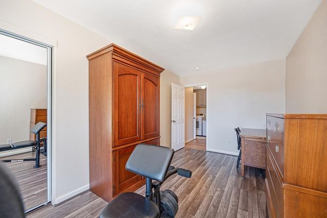 910 Centennial Ct, Auburn, CA 95603