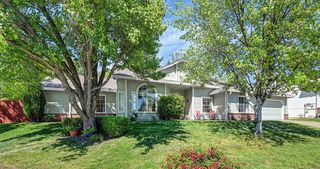 910 Centennial Ct, Auburn, CA 95603