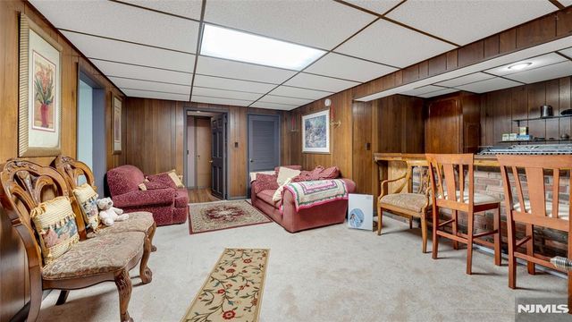 70 Skyline Drive, Oakland, NJ 07436