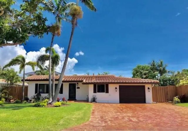 3211 Seaward Drive, Lauderdale-By-The-Sea, Lauderdale By The Sea, FL 33062