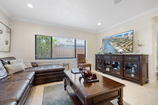 3211 Seaward Drive, Lauderdale-By-The-Sea, Lauderdale By The Sea, FL 33062