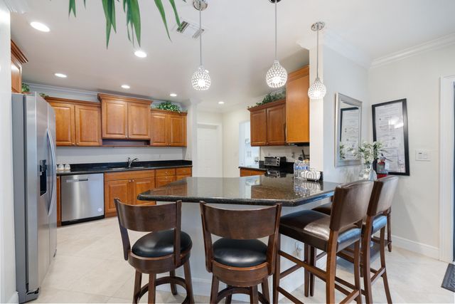 3211 Seaward Drive, Lauderdale-By-The-Sea, Lauderdale By The Sea, FL 33062