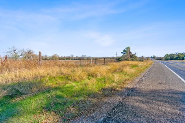 10996 US Highway 90 W, Harwood, TX 78632