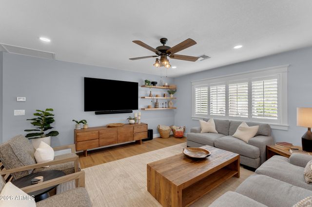 133 W PERSHING Avenue, Phoenix, AZ 85029