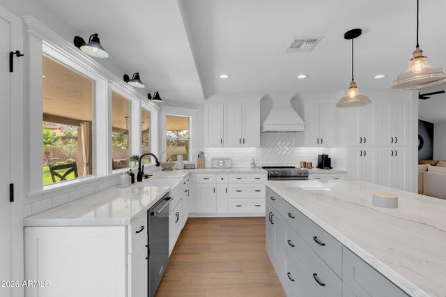 133 W PERSHING Avenue, Phoenix, AZ 85029