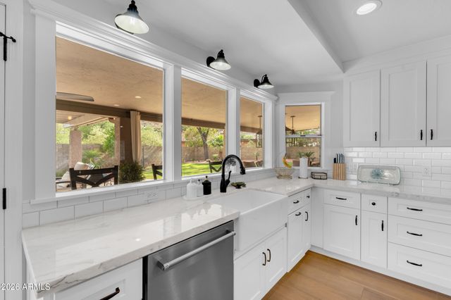 133 W PERSHING Avenue, Phoenix, AZ 85029