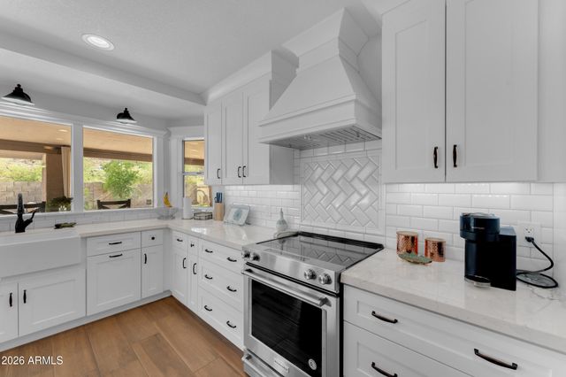 133 W PERSHING Avenue, Phoenix, AZ 85029