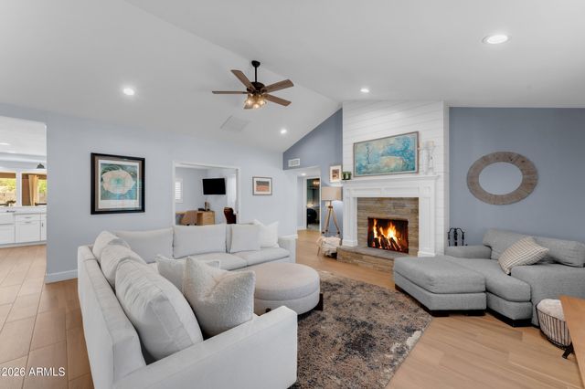 133 W PERSHING Avenue, Phoenix, AZ 85029