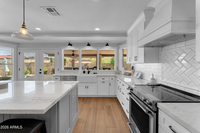 133 W PERSHING Avenue, Phoenix, AZ 85029