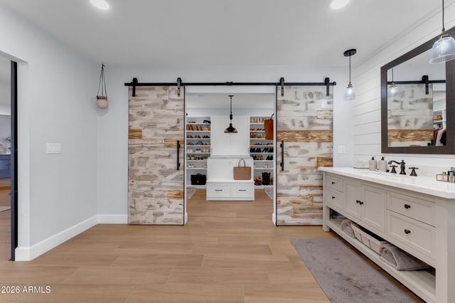 133 W PERSHING Avenue, Phoenix, AZ 85029