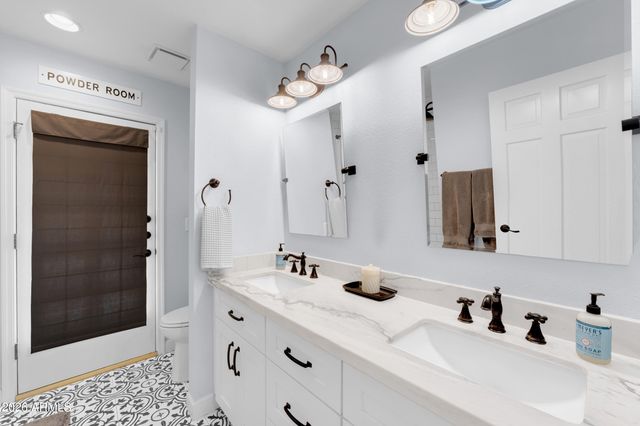 133 W PERSHING Avenue, Phoenix, AZ 85029