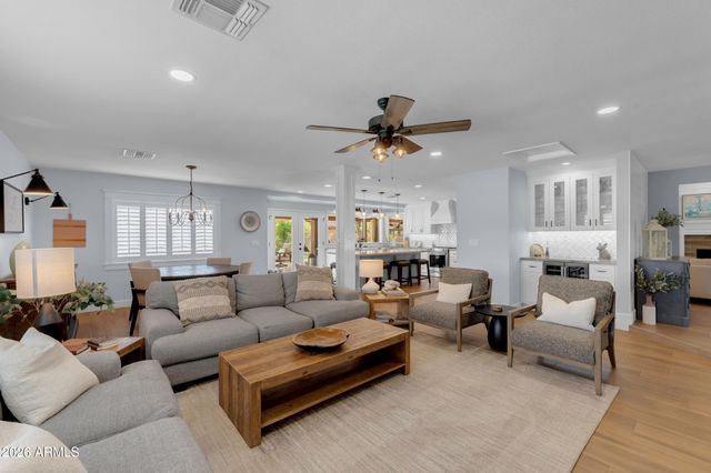 133 W PERSHING Avenue, Phoenix, AZ 85029