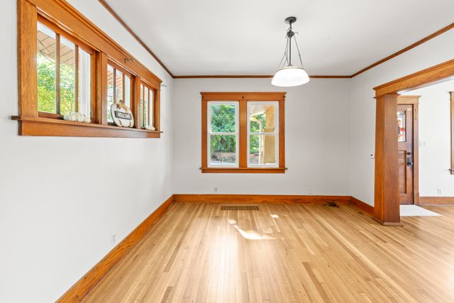 400 MCGEE Avenue, Council Bluffs, IA 51503