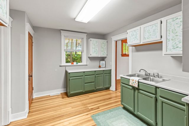 400 MCGEE Avenue, Council Bluffs, IA 51503