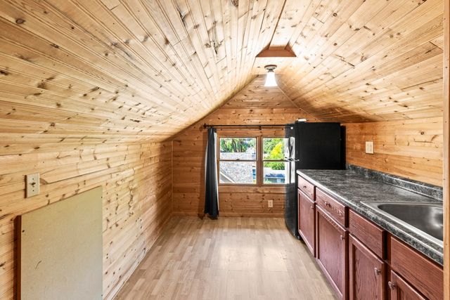 400 MCGEE Avenue, Council Bluffs, IA 51503