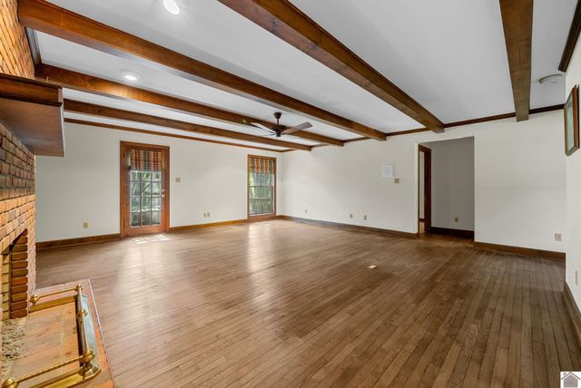 3058 COX MILL ROAD, Hopkinsville, KY 42240