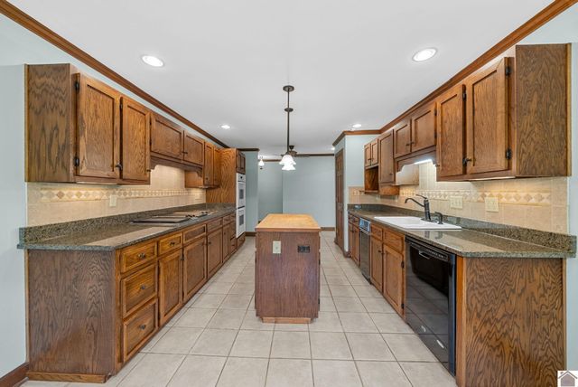 3058 COX MILL ROAD, Hopkinsville, KY 42240